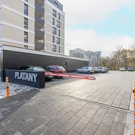 Platany Z Parkingiem By Renters קולובז'ג