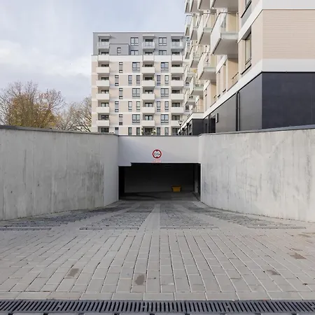 Platany Z Parkingiem By Renters Appartamento *