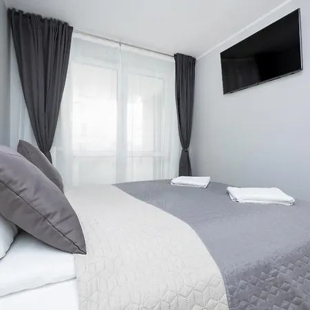 Appartamento Platany Z Parkingiem By Renters Kołobrzeg