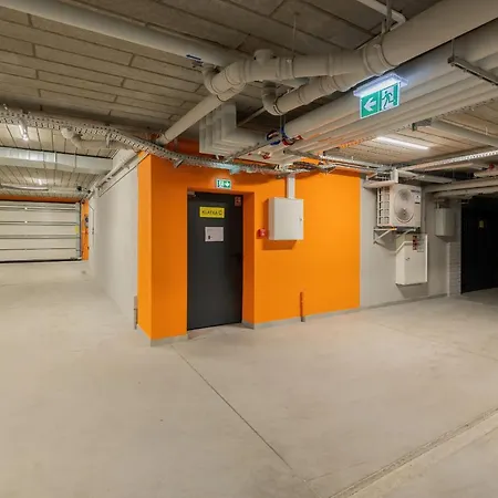 Platany Z Parkingiem By Renters Appartamento *