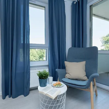 Platany Z Parkingiem By Renters