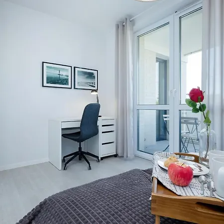 Platany Z Parkingiem By Renters Appartamento Kołobrzeg