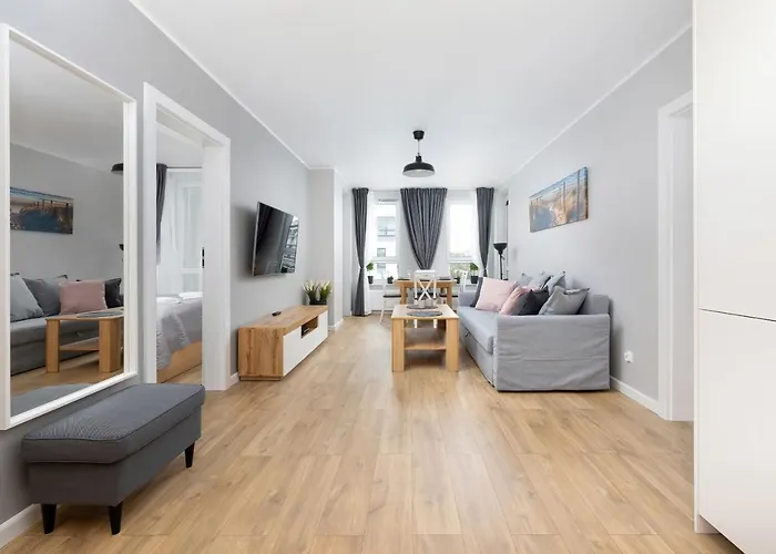 Platany Z Parkingiem By Renters *