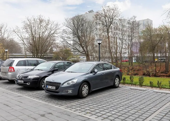 Platany Z Parkingiem By Renters Kołobrzeg